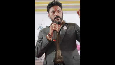 Ice cream cart in Belagavi to 2,100cr empire in 9 years. And the meltdown