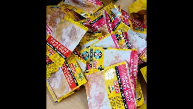 11 shops sealed in crackdown on sale of banned tobacco products