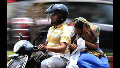 Roads, markets deserted as heatwave grips Vijayawada