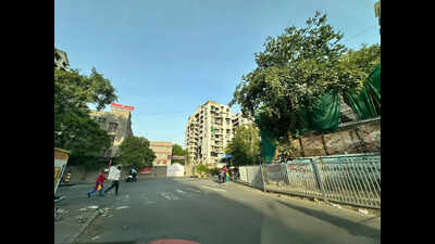 90 Ahmedabad roads to get safety railings