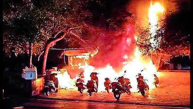 Cylinder blast at tea stall near Iskcon Circle chars nine two-wheelers in Ahmedabad
