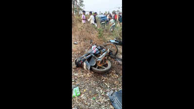Two children killed, parents seriously injured in car-bike collision