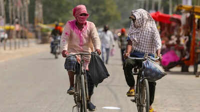 Delhi swelters under heatwave as Ridge hits 46.5°C; orange alert across NCR extended till May 26