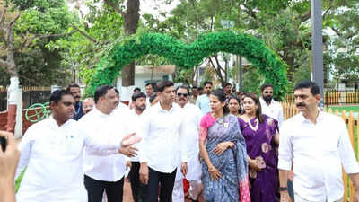 Shrikant Shinde advised Sena-BJP leaders in Ambernath to work together for city development