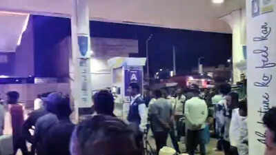 Gujarat farmers, truck drivers protest over diesel shortage at fuel pumps