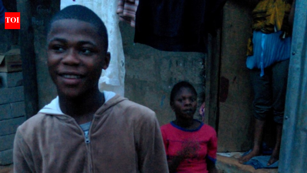 At 15, Kelvin Doe built a community radio station from scrap in Sierra Leone
