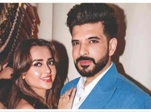 Tejasswi defends BF Karan amid rumours of him cheating on Anusha