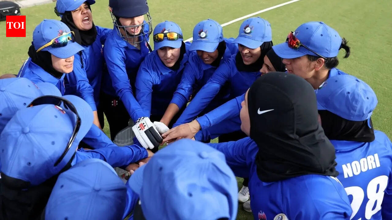 Afghanistan refugee women cricketers