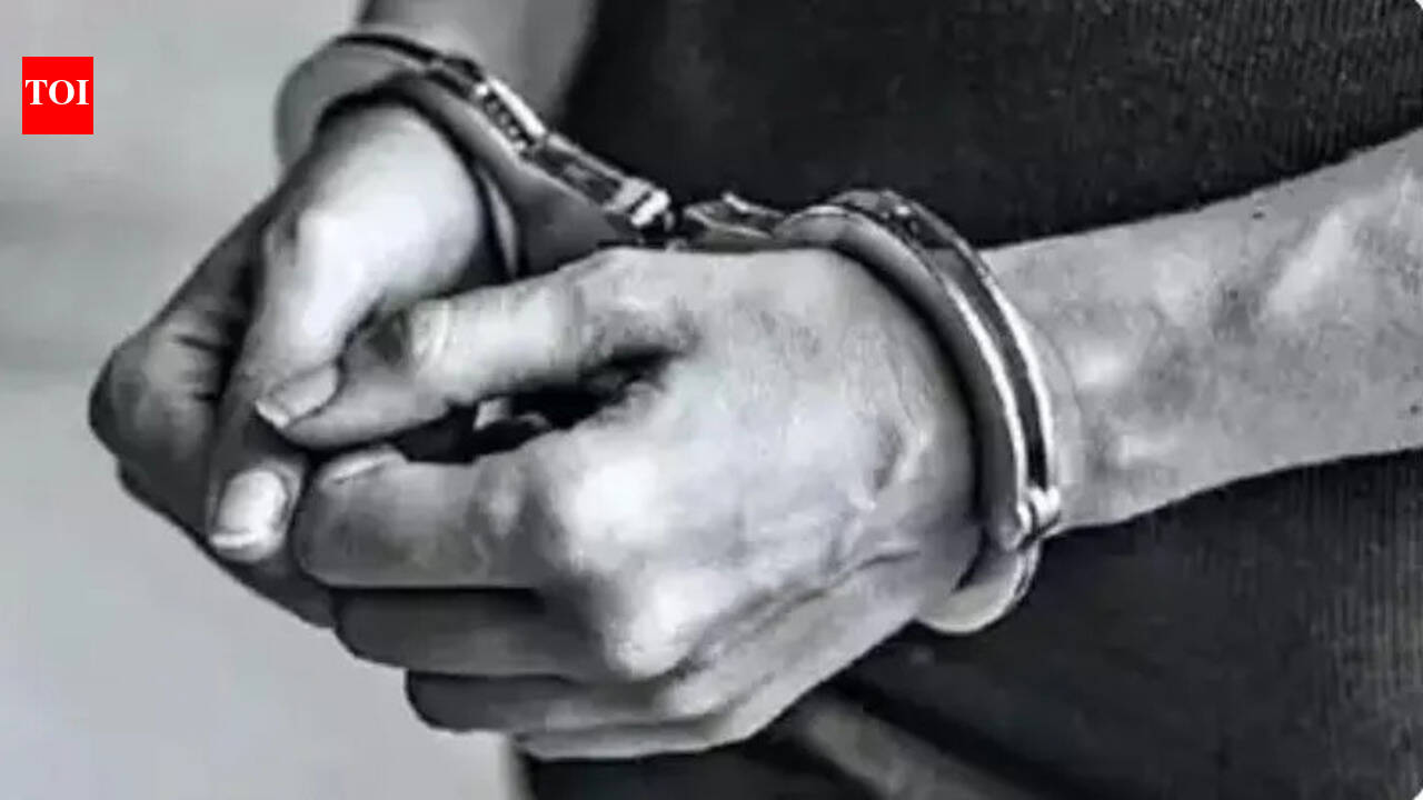 Two held with 5 Kg Ganja