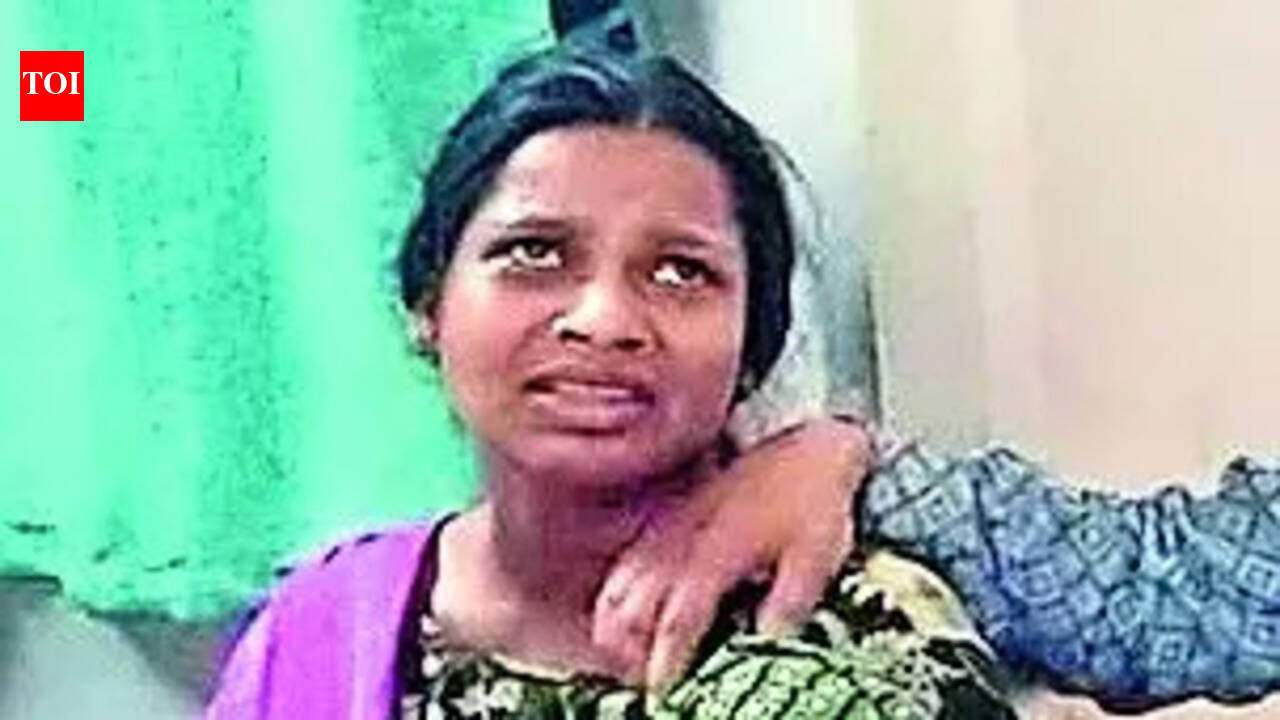 Woman throws infant to death from moving train, arrested