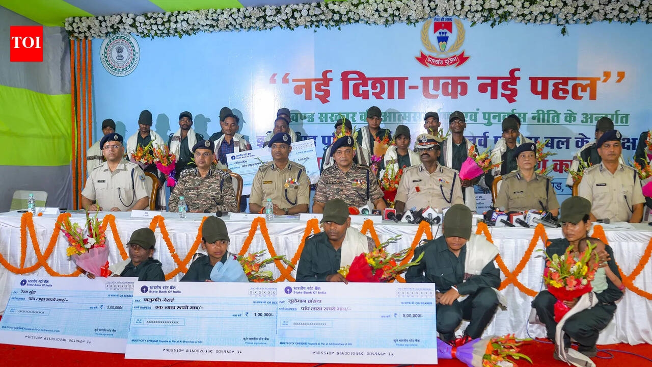 Maoists surrender amid pressure: 27 Maoists, including commanders, surrender under Operation Navjeevan; Jharkhand government claims progress in Naxal elimination