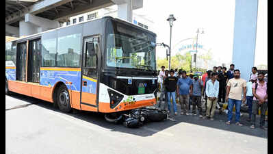 79 traffic congestion points delaying AMTS, BRTS buses identified