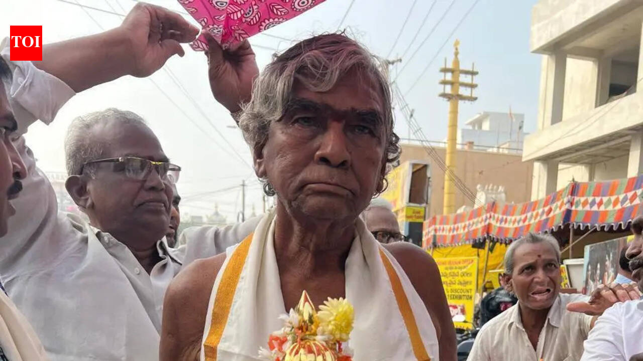 ₹70 lakh diamond crown missing from Gudivada temple in Andhra Pradesh’s Krishna district sparks outrage