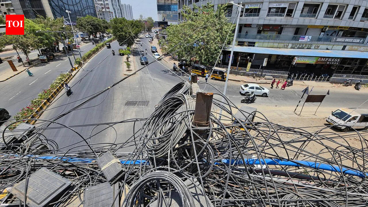 PCMC in process of framing SOPs for fibre operators; sets 30-day deadline for submission of documents