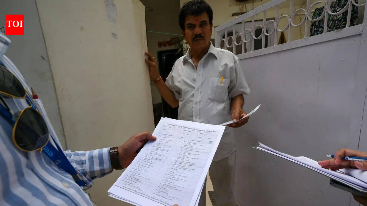 Relieve staff of regular duties to expedite Census work, MCG wings told