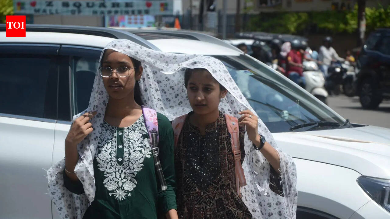 Kanpur continues to sizzle at 44°C; IMD says no respite in sight