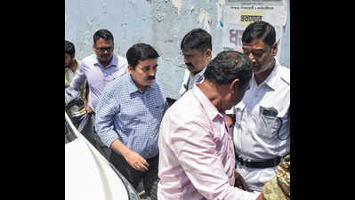 Kolkata Police terminates tenure of DCP Santanu Sinha Biswas