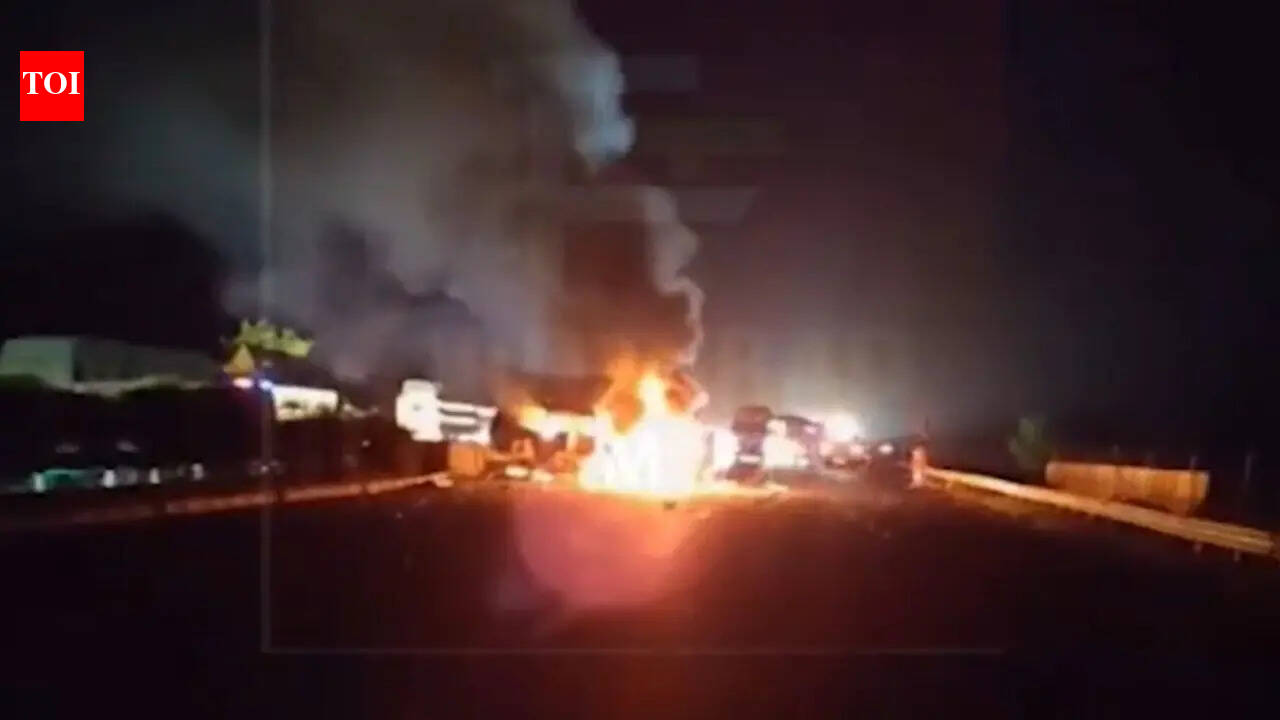2 killed, several injured as bus catches fire after collision with tanker on Agra-Lucknow Expressway