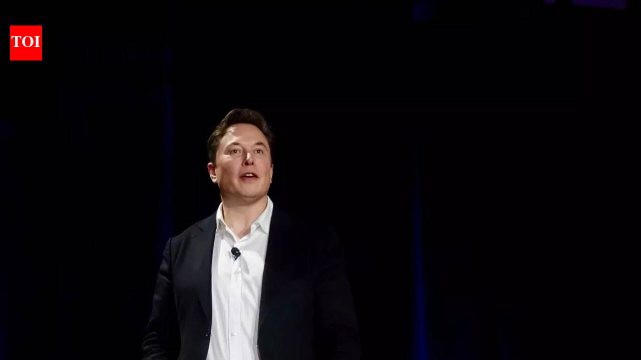 As SpaceX gets closer to IPO, Elon Musk bets big on Mars colonies and AI in space