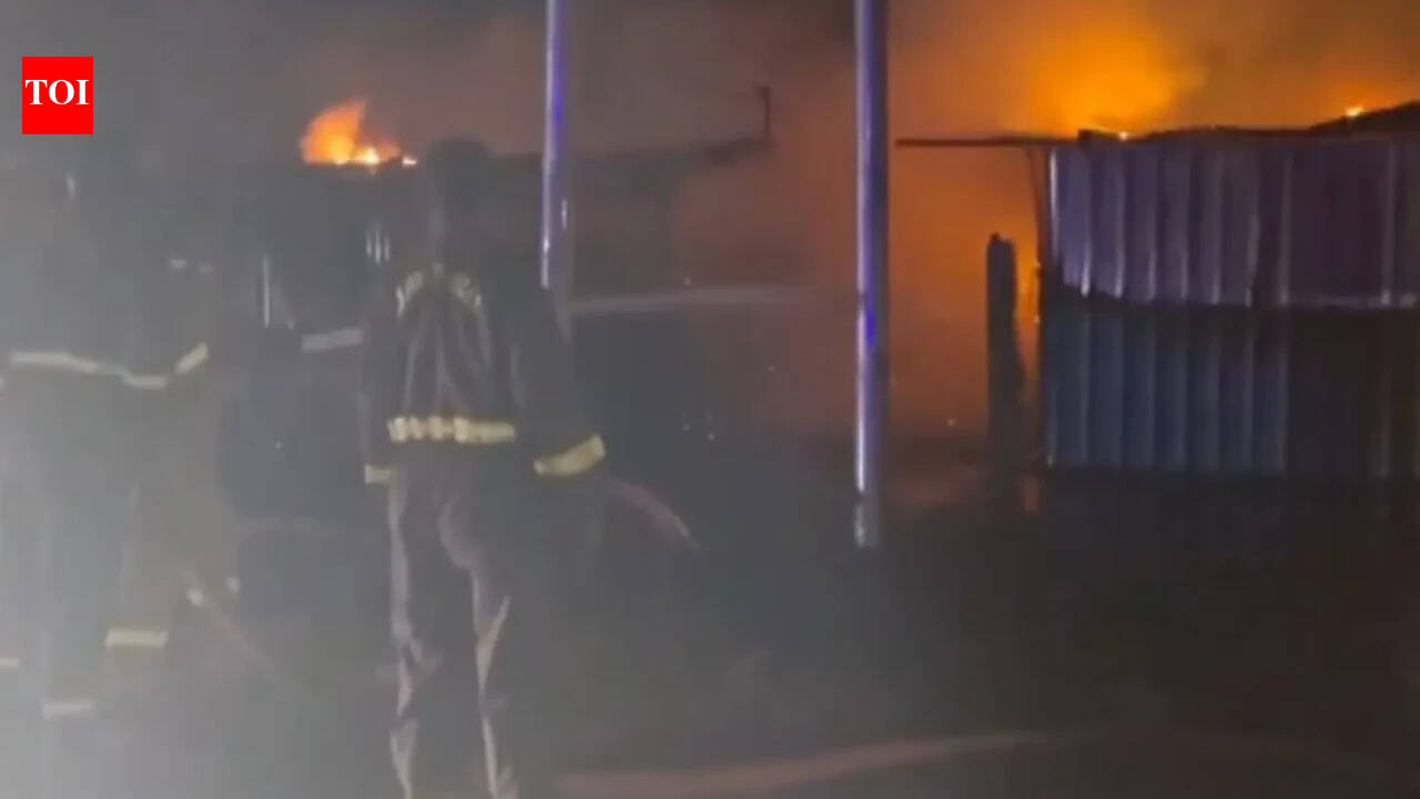 Several shops gutted after fire breaks out in Hardoi