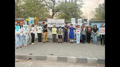 Ismaili youth ambassadors lead climate awareness campaign at city junctions