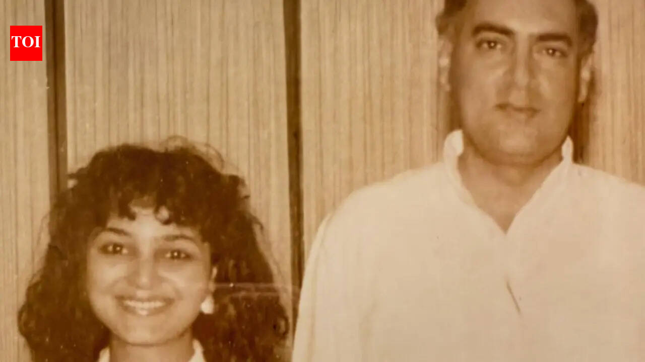Alisha Chinai shares RARE photo and personal letter from Rajiv Gandhi; Calls it an ‘Epic moment’
