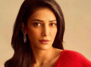 Shruti Haasan reveals hiding her identity in school to escape fame