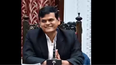 Tamil Nadu govt reshuffles IAS officers; former Chennai corporation commissioner J Kumaragurubaran, others get new postings