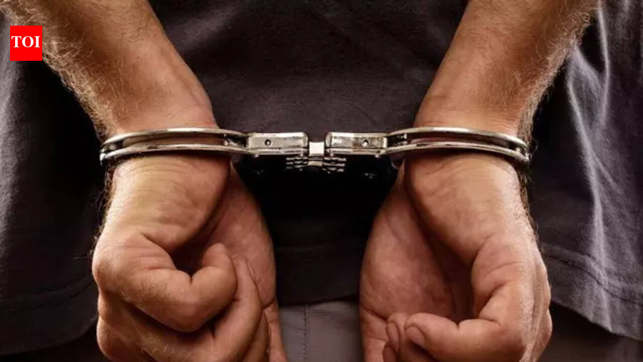 Man arrested for issuing threat to Union minister