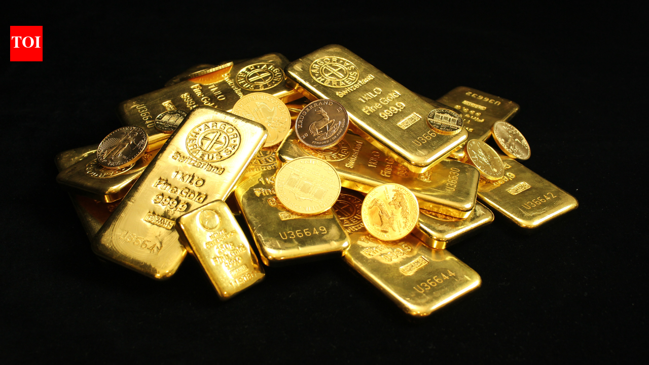 Scientists finally discover why gold never loses its shine after thousands of years