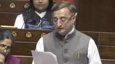 Cong MP urges government to make air fares for Indian workers in Gulf affordable
