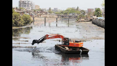 Rains days away, nullahs’ cleanup not over, BMC corporators warn of flooding