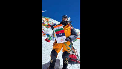 Cop, BSF constable among 3 from Bengal to scale Everest