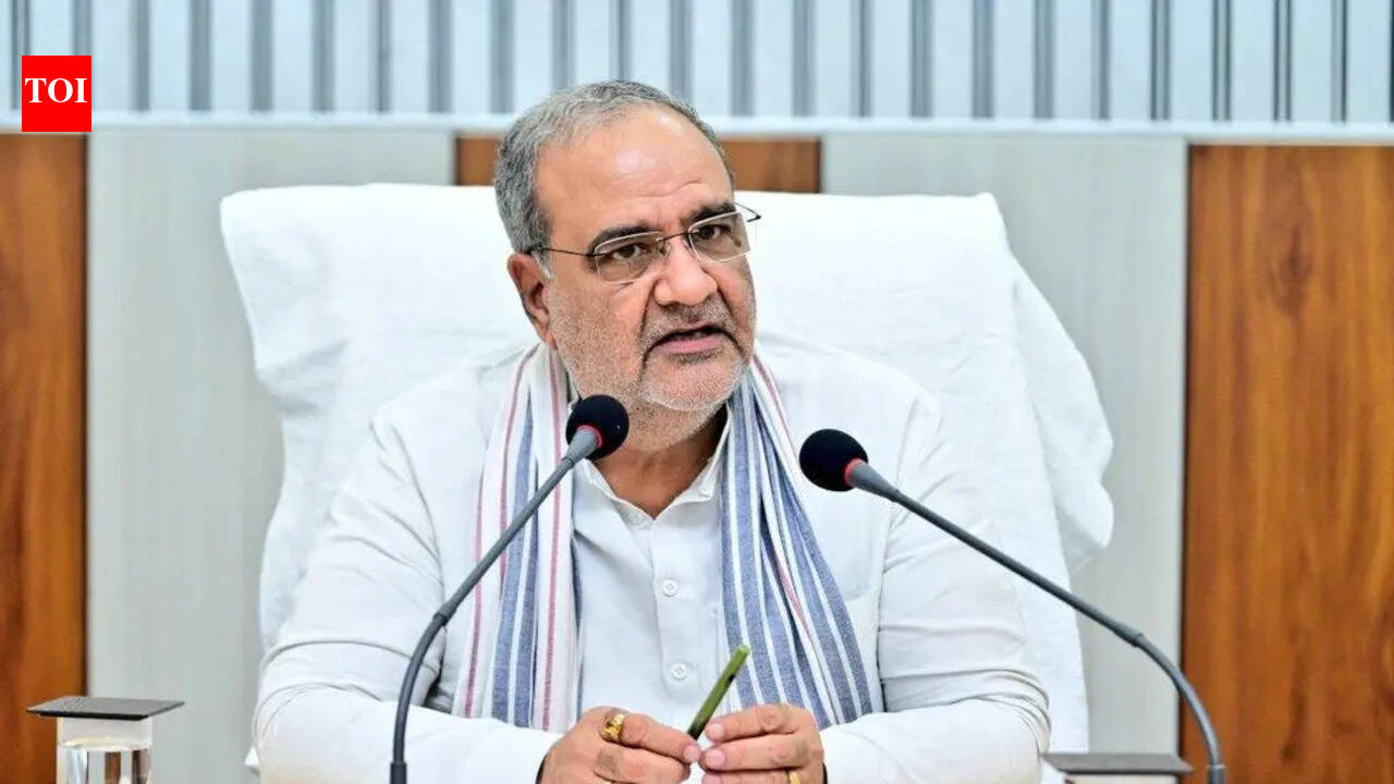 Promote small industries to create job opportunities: MSME min directs officials