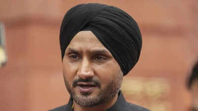 ‘I’ll tell you who received how much’: Harbhajan Singh’s political ‘doosra’, claims AAP sold Rajya Sabha seat