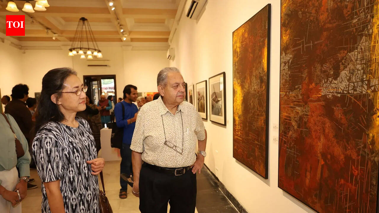 Beyond lineages: Art across generations comes into dialogue
