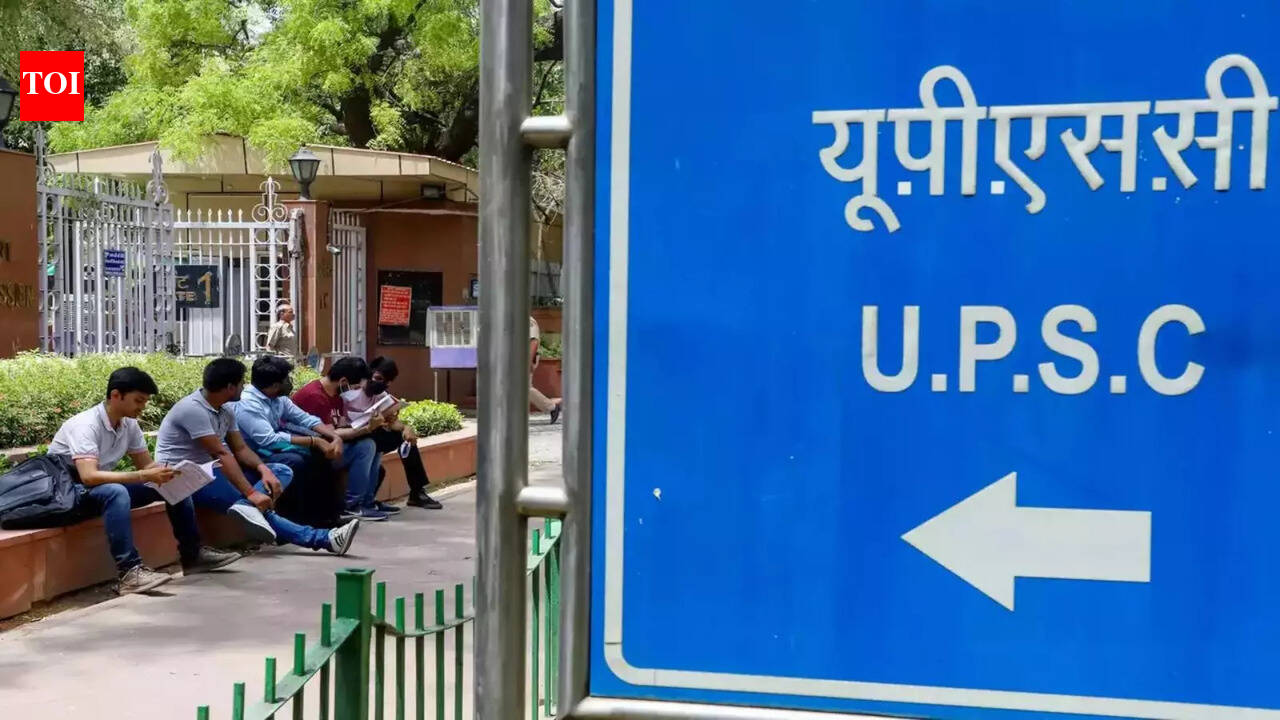 यूपीएससी प्रारंभिक परीक्षा 2026 कल: काले पेन से लेकर आईडी जांच तक सख्त प्रवेश प्रतिबंध, यहां बताया गया है कि उम्मीदवारों को क्या करना चाहिए