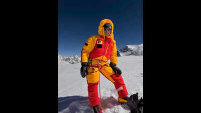 <b>Actress Sukhi Bal summits a tough peak,eyes the Everest next</b>