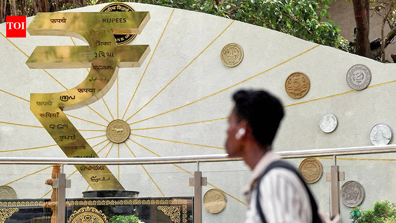 Stock market strength is now rupee’s curse