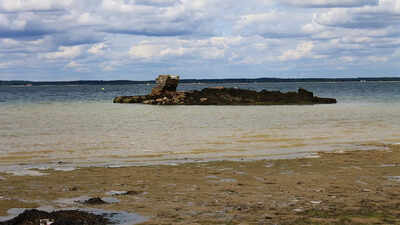 Beneath the Solent Strait, divers found a lost Stone Age world of expert boat builders