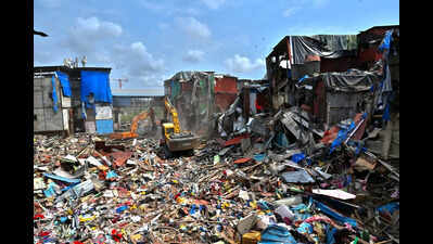 WR completes Bandra demolition op; concrete work for rly project begins