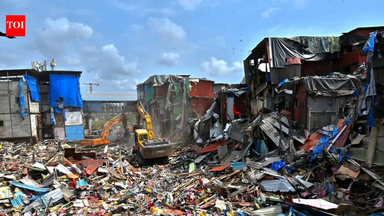 WR completes Bandra demolition op; concrete work for rly project begins