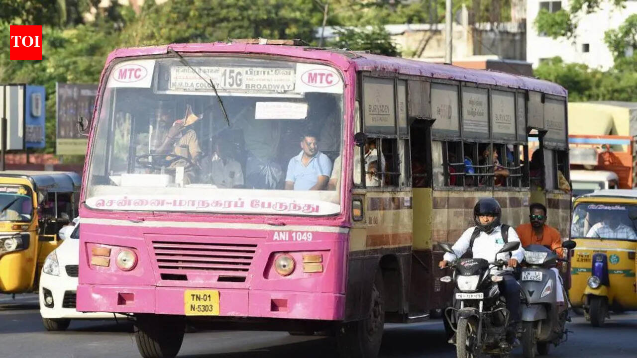 Tamil Nadu’s new transport minister interacts with passengers &amp; staff on MTC bus