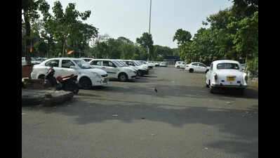 Illegal car rental kiosk at airport to shut down after TMC union agrees to vacate space