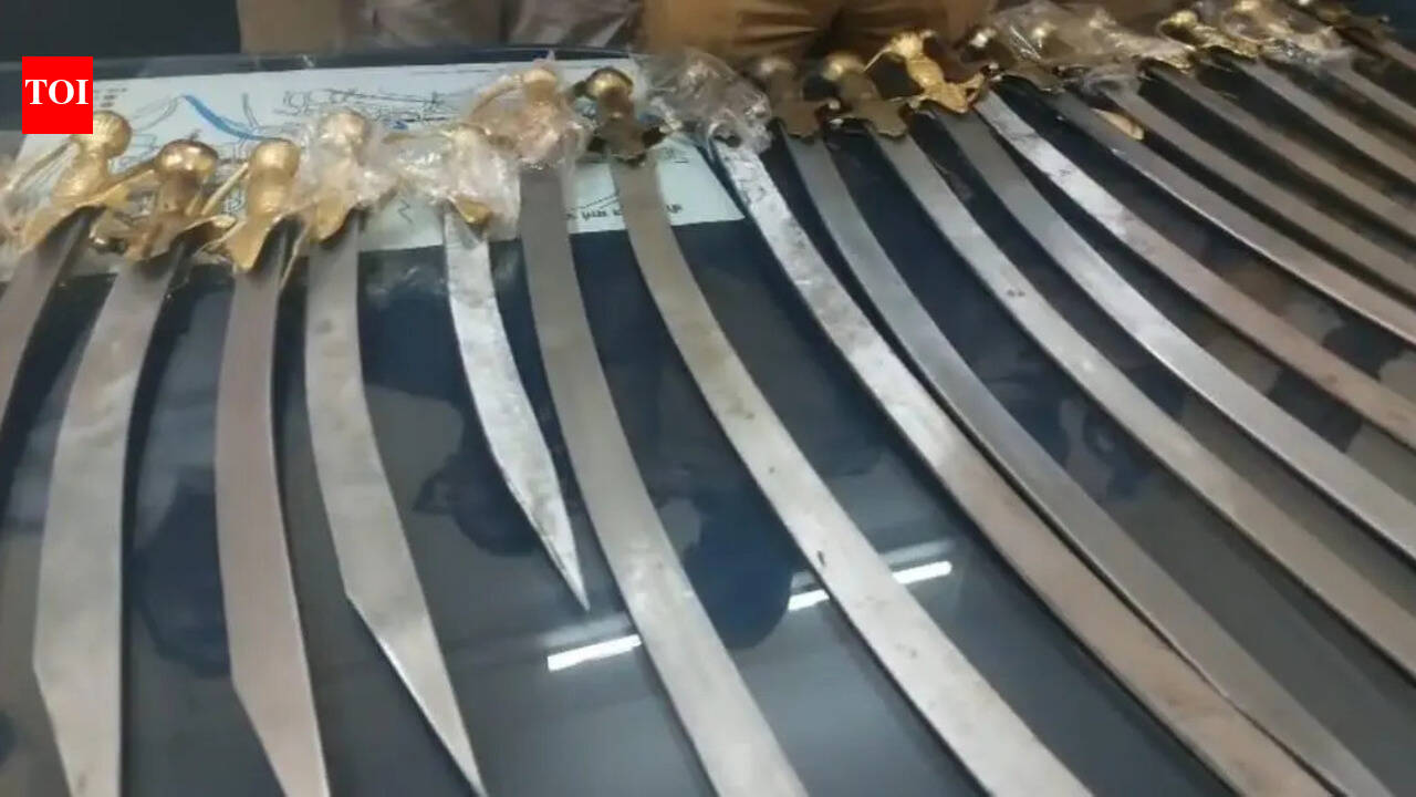 Nanded police seize 703 sharp-edged weapons worth Rs 14 lakh