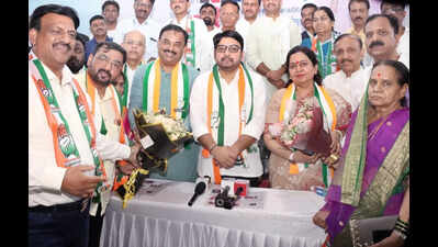 Cockroach Janta Party’s presence limited to social media, Congress works on ground: MLA Kadam