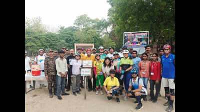 Activists pedal for cause of saving turtle