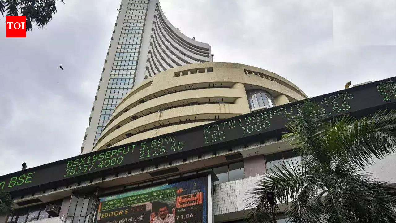 Market recap: 6 of top-10 most-valued firms add Rs 74,111 crore; Reliance biggest winner