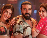 'Peddi' BTS: Ram Charan, Janhvi Kapoor, Shruti Haasan share playful moments on energetic dance track 'Hellallallo' sets - Watch