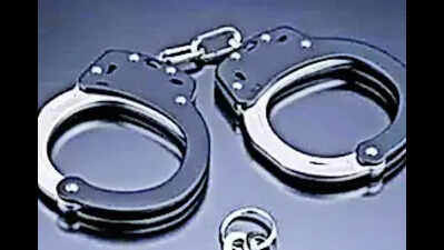 Two youths held in Bihta for extortion threat to woman